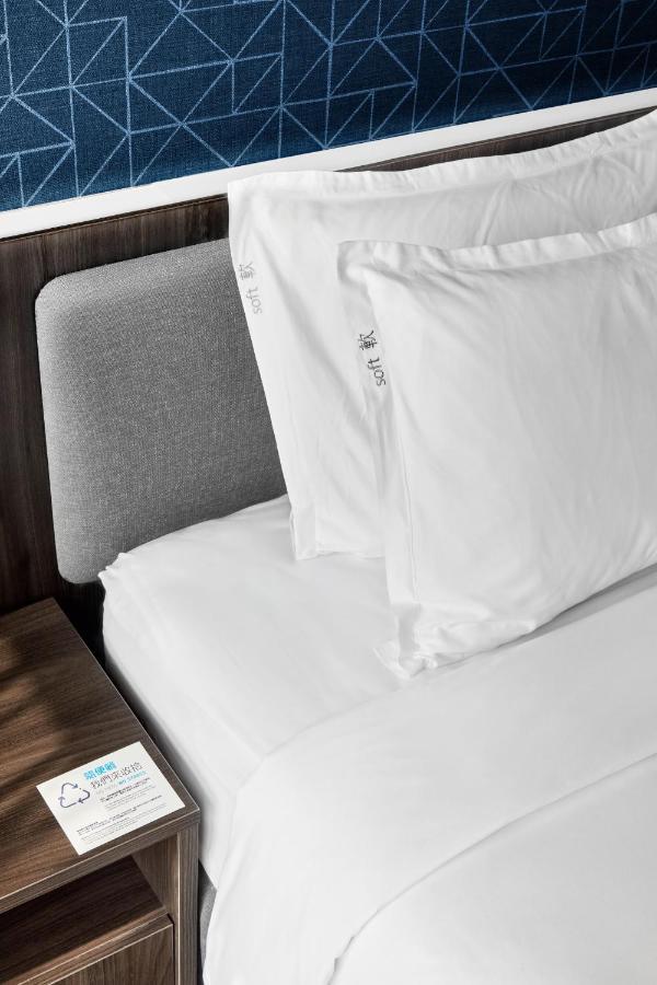 Holiday Inn Express Kaohsiung Love River By Ihg Eksteriør bilde
