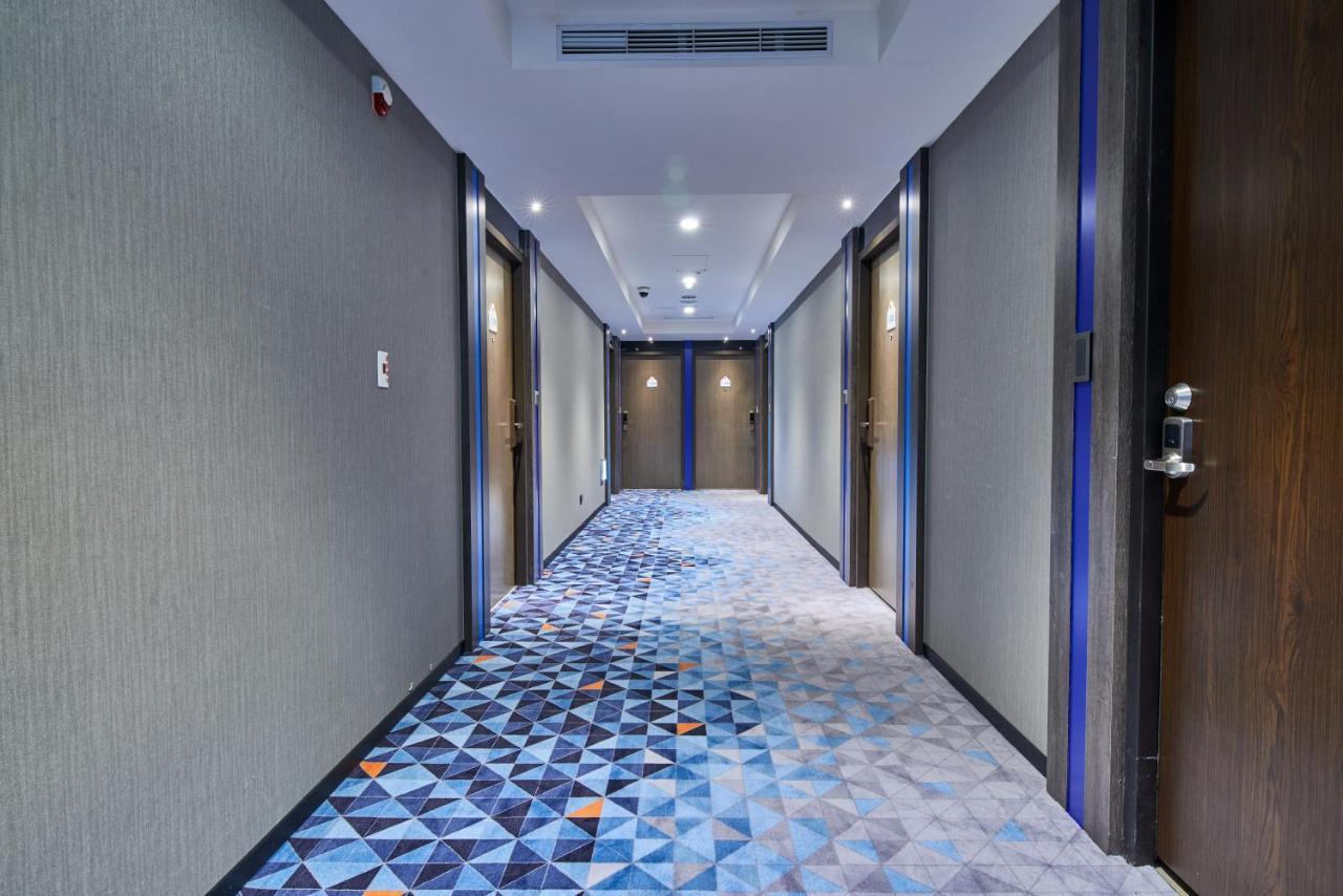 Holiday Inn Express Kaohsiung Love River By Ihg Eksteriør bilde