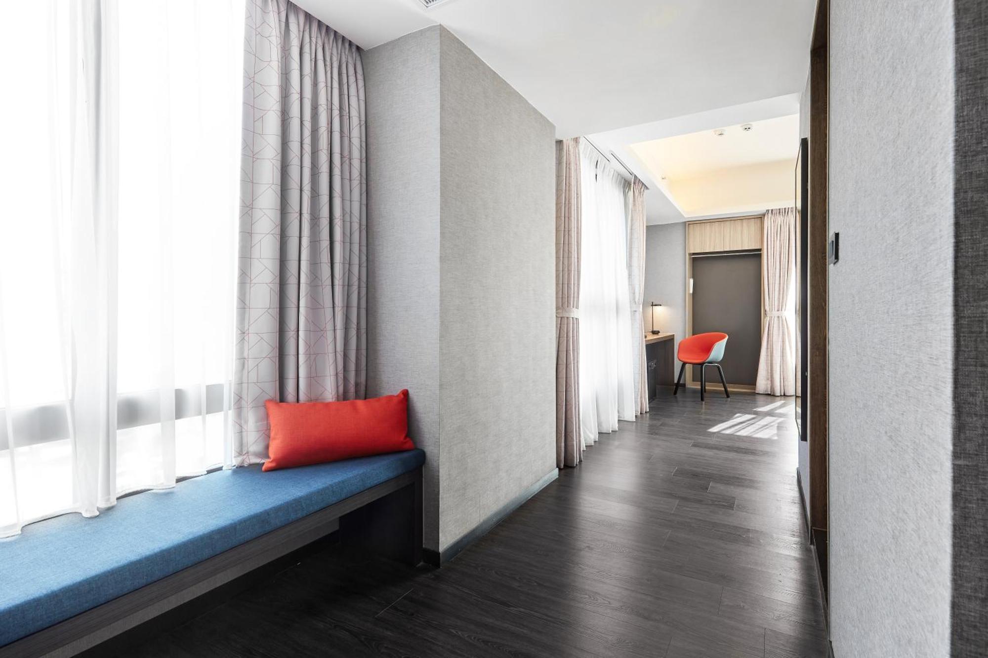 Holiday Inn Express Kaohsiung Love River By Ihg Eksteriør bilde