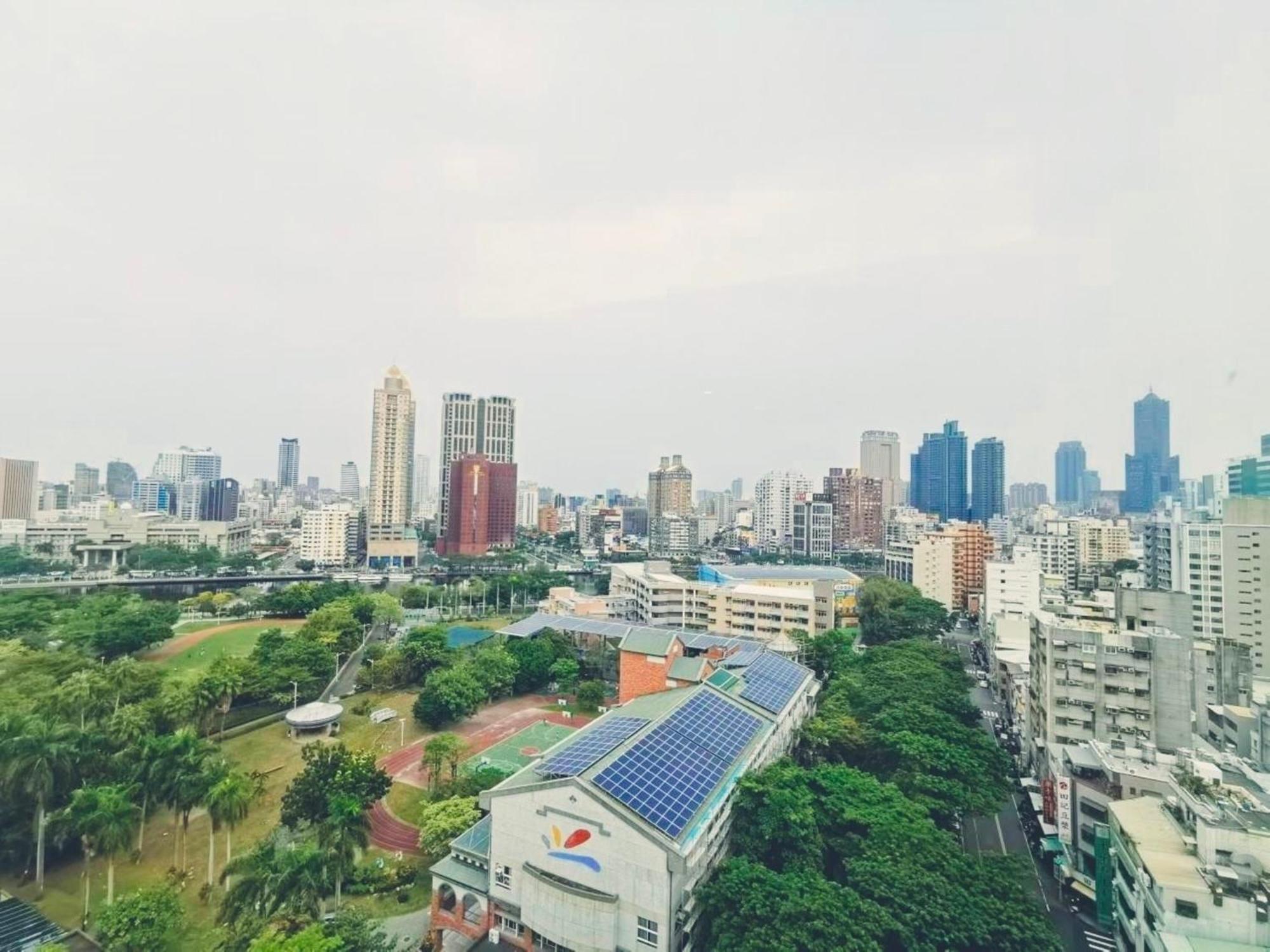 Holiday Inn Express Kaohsiung Love River By Ihg Eksteriør bilde