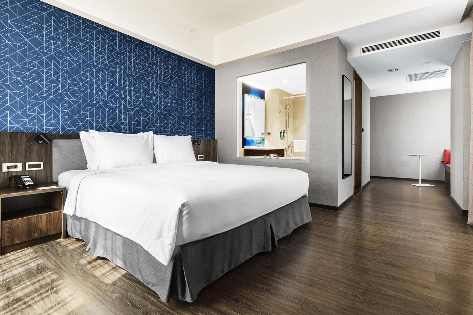 Holiday Inn Express Kaohsiung Love River By Ihg Eksteriør bilde