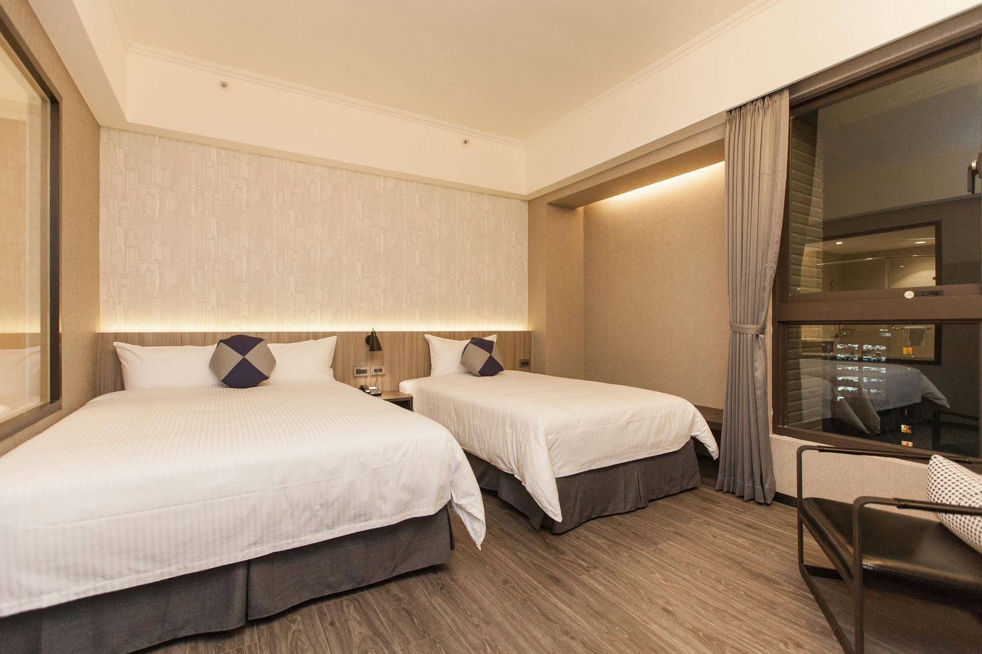 Holiday Inn Express Kaohsiung Love River By Ihg Eksteriør bilde
